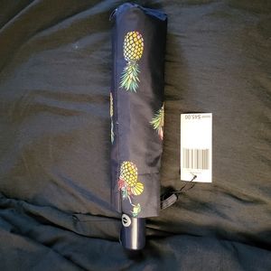 Vera Bradley Toucan Party Umbrella Pineapple Print NWT